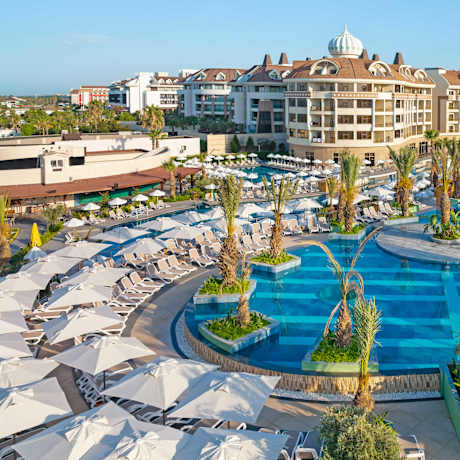 Kirman Belazur Resort & Spa